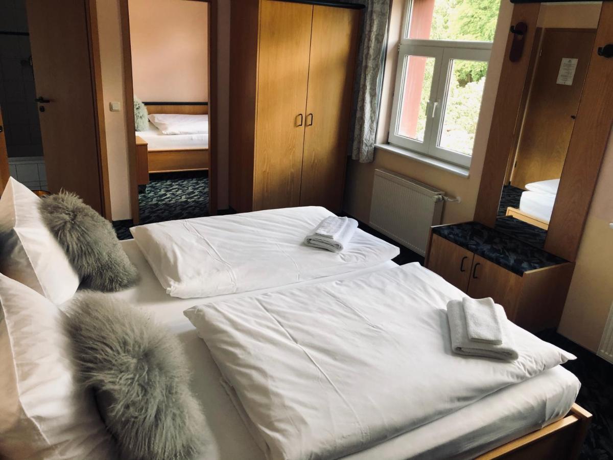 Stiefelburg Der Berghof Hotel Nauendorf  Buitenkant foto